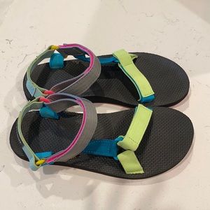 Teva Cotopaxi 8 limited edition